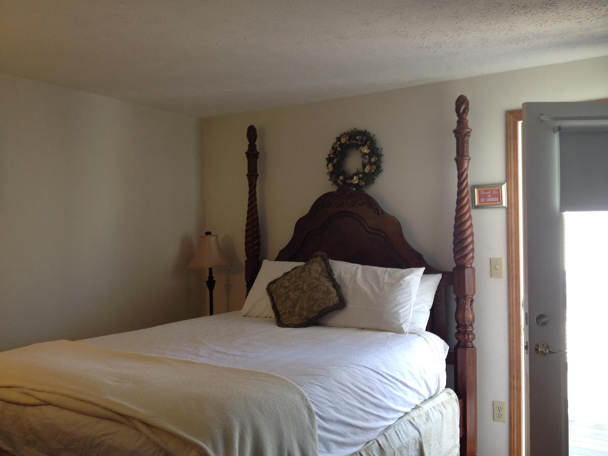 Blue Shutters Inn Carriage House Studios Оганкит Номер фото